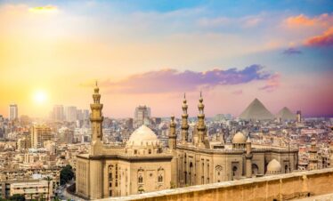 Caire ()